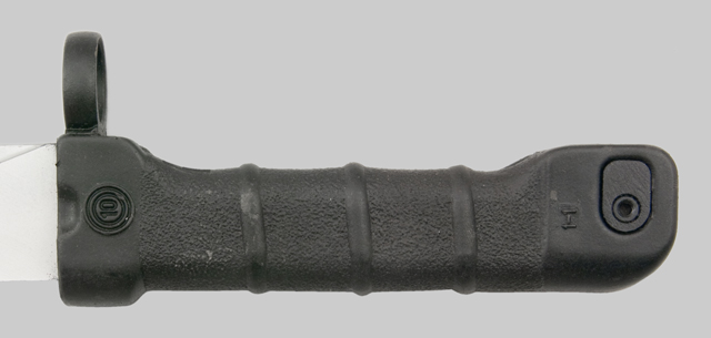 Image of the Prussian mounting system on a preset-day AK74 bayonet.