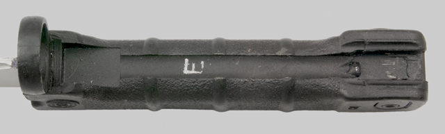 Image of the Prussian mounting system on a preset-day AK74 bayonet.