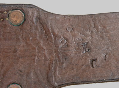 Image of Canadian Pattern 1915 Leather belt frog