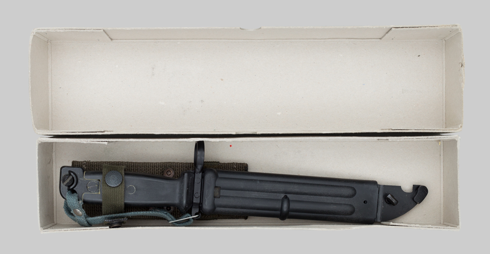Image of German G36 bayonet.