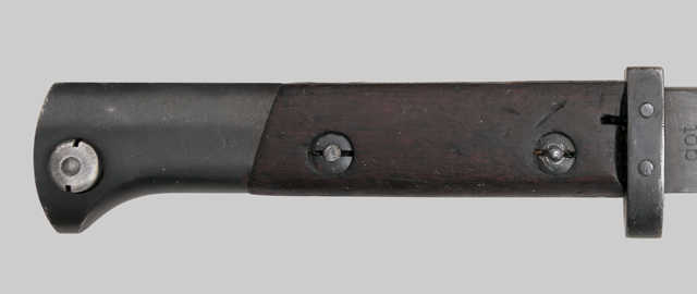 Image of German  "dot"  S 24(t) bayonet.