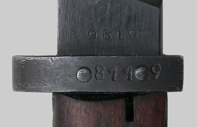 Image of German  "dot"  S 24(t) bayonet.
