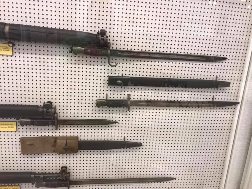 Short SMLE bayonet displayed at the IDF History Museum in Tel Aviv.