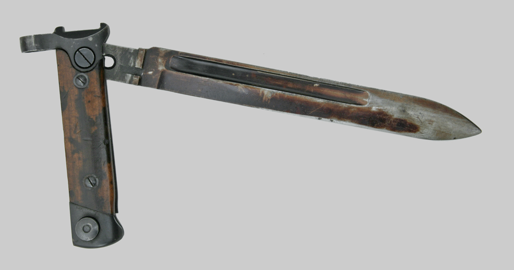 Image of Italian M1938 folding bayonet.