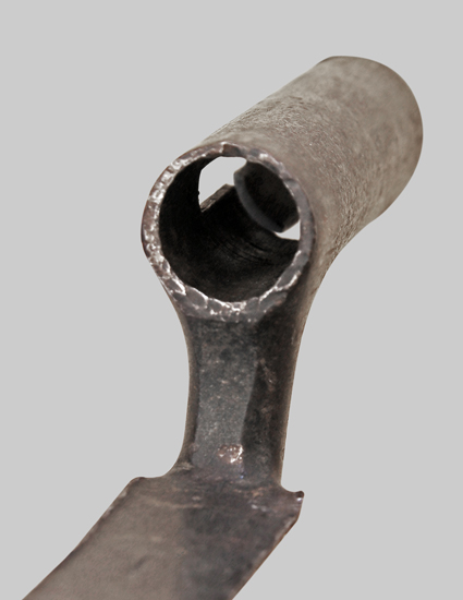 Image of mystery ca. 1815 Virginia-syle socket bayonet.
