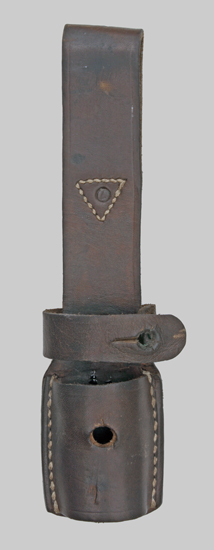 Image of Yugoslavian M1948 leather belt frog