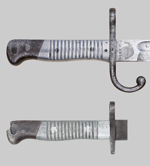 Comparison image of Argentine M1891 and Peru M1 Carbine hilts.
