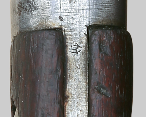 Image of Romanain double horsehead vz-24 bayonet.