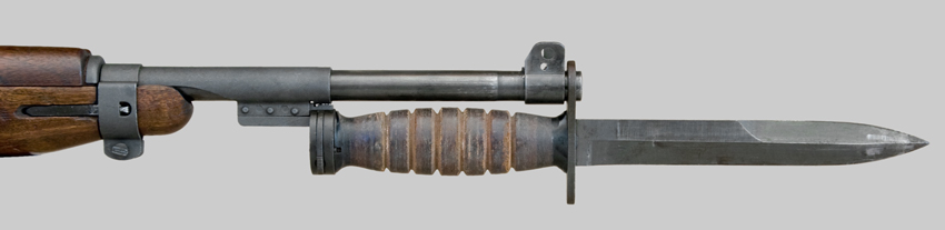 Image of the U.S. M4 Bayonet-knife mounted to the M1 Carbine.